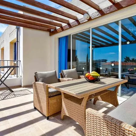 Penthouse Carina דירה *